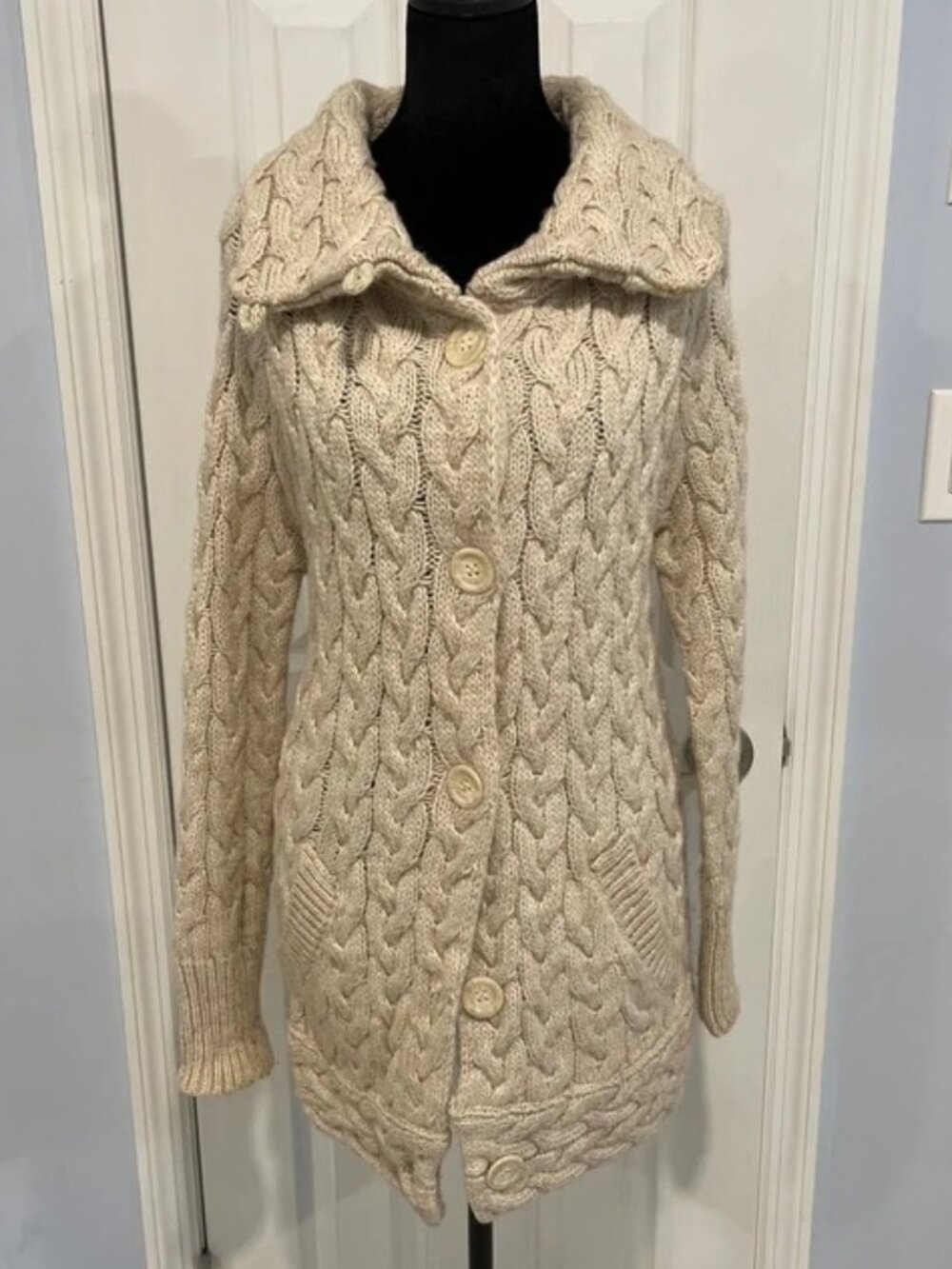 Zara Women’s Beige Cable Knit Cardigan S
